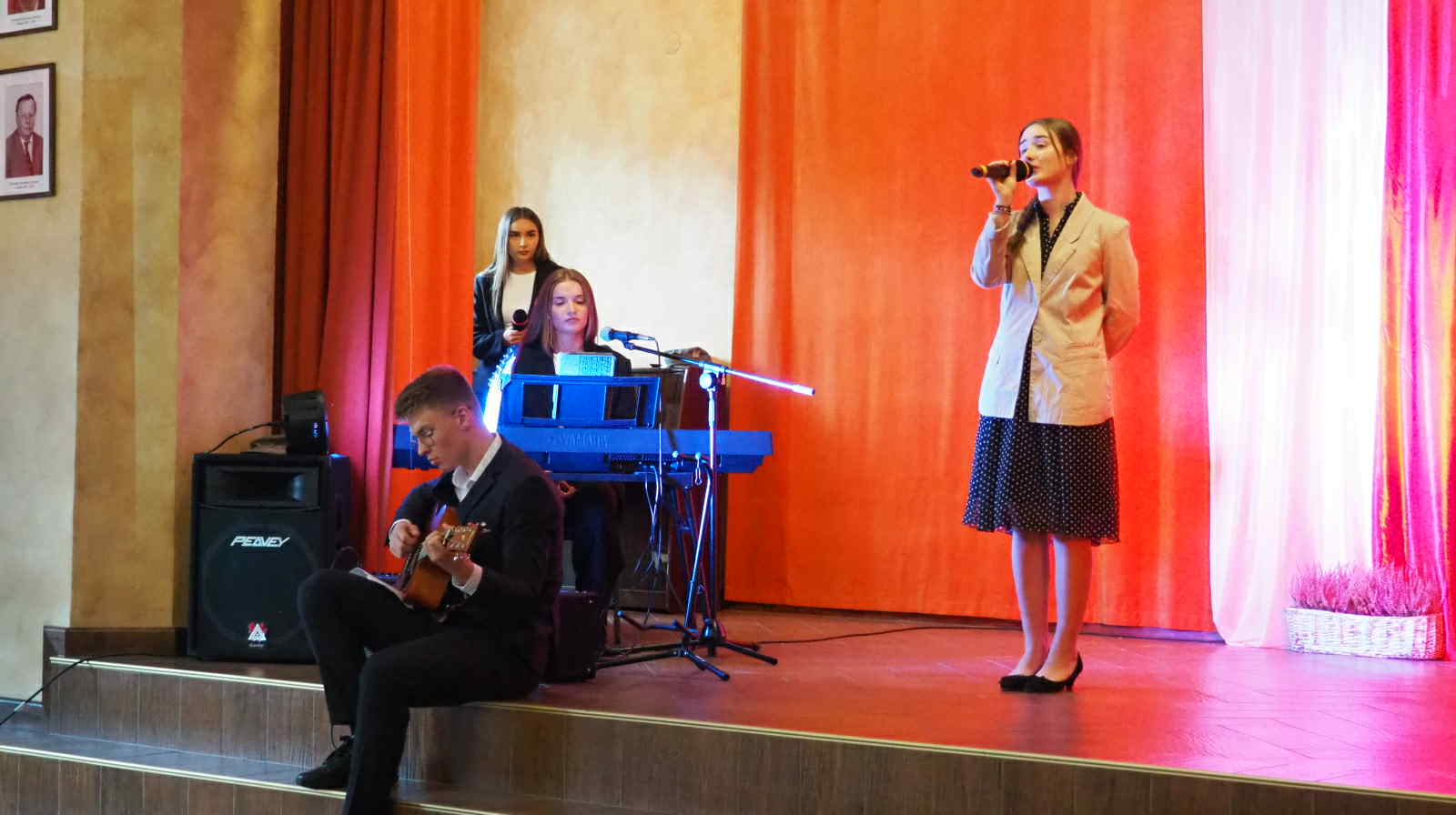 Zdjęcie Wrzesień 1939 - 25.09 (13)6f1c4362-9096-4fb4-b127-d9d3881502b8.jpeg w galerii Wrzesień 1939 – pamiętamy